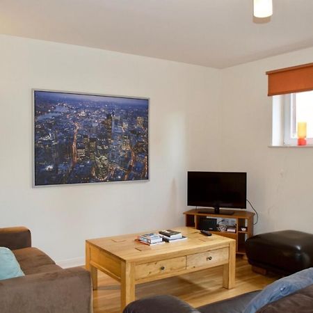 Modern 2 Bedroom City Centre Flat Édimbourg Extérieur photo