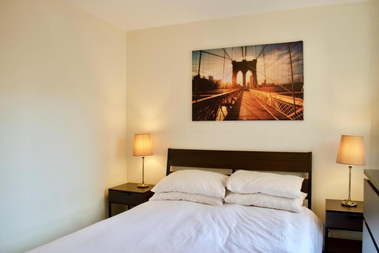 Modern 2 Bedroom City Centre Flat Édimbourg Extérieur photo